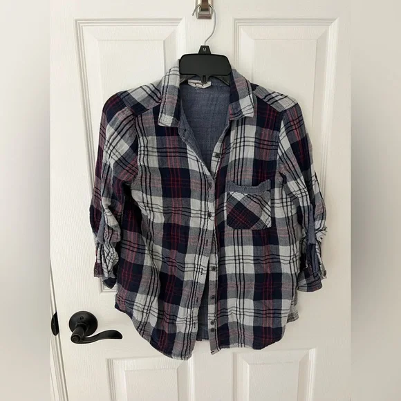 ⭐️4/$20 BUNDLE ITEM⭐️ Country Flannel button up - Picture 1 of 1